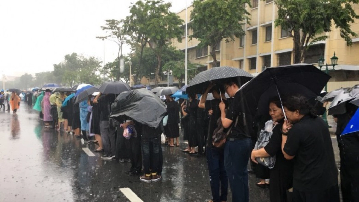 ฝนตกหนักรอบเกาะรัตนโกสินทร์