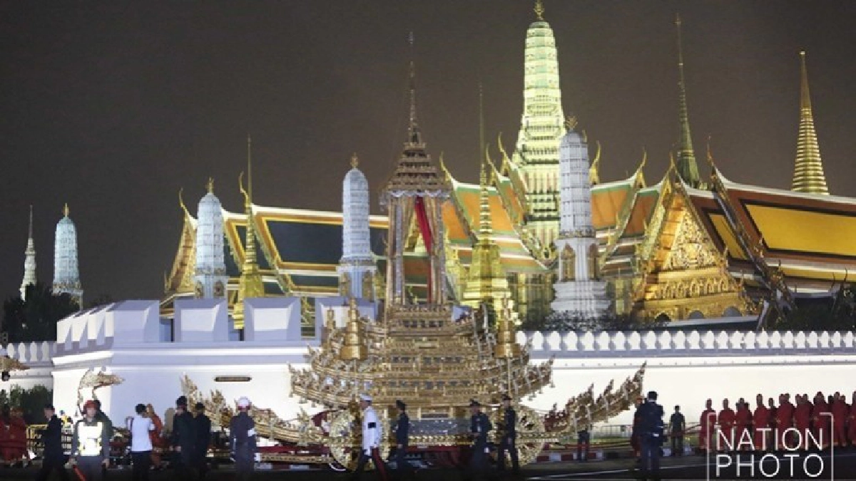 พระมหาพิชัยราชรถ ราชรถน้อยและเกรินบันไดนาค พระมหาพิชัยราชรถ ราชรถน้อยและเกรินบันไดนาค