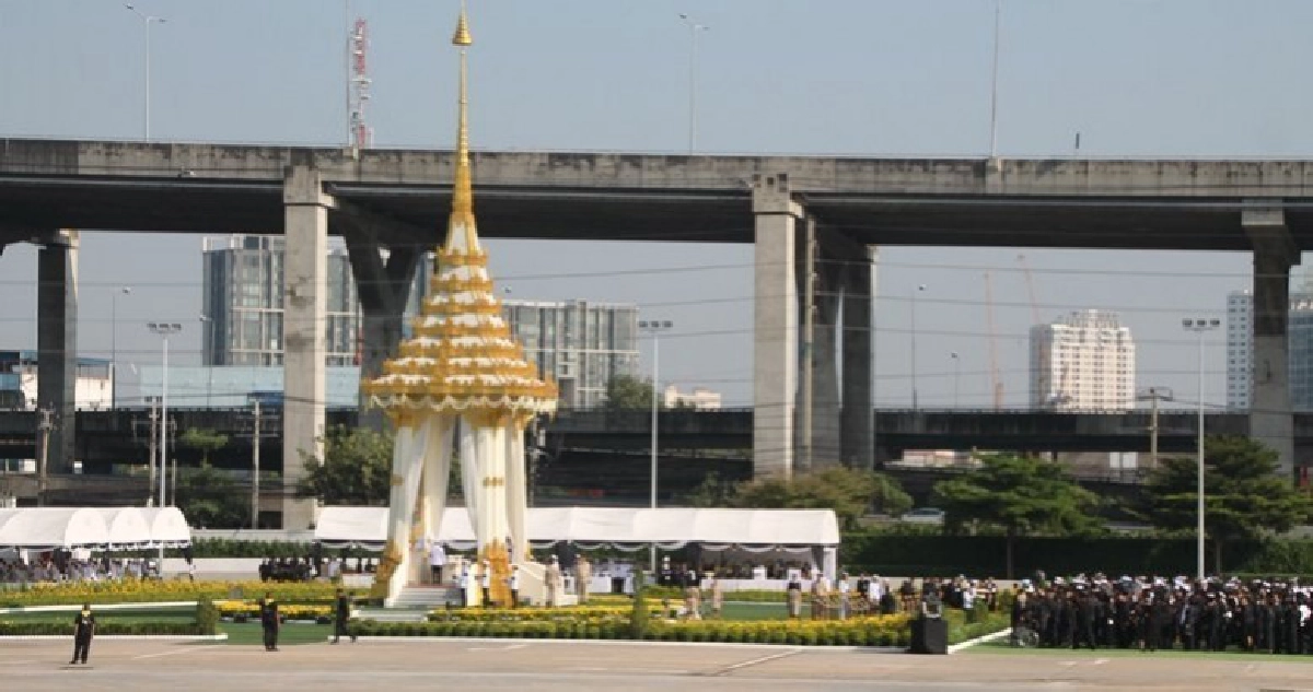 ปชช.เนื่องแน่นไบเทคถวายความอาลัยรัชกาลที่9 ปชช.เนื่องแน่นไบเทคถวายความอาลัยรัชกาลที่9