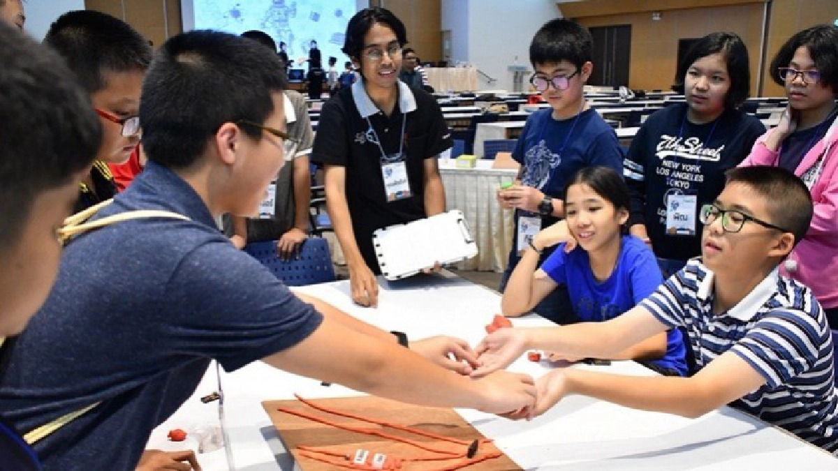 ก้าวสู่ "เส้นทางการเป็นนักวิทยาศาสตร์" 