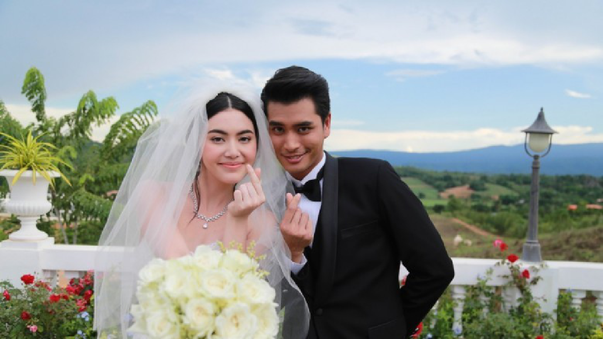 โอ้ววว...รู้ยัง "ใหม่" ดาวิกา แต่งงานแล้วนะ!! โอ้ววว...รู้ยัง "ใหม่" ดาวิกา แต่งงานแล้วนะ!!