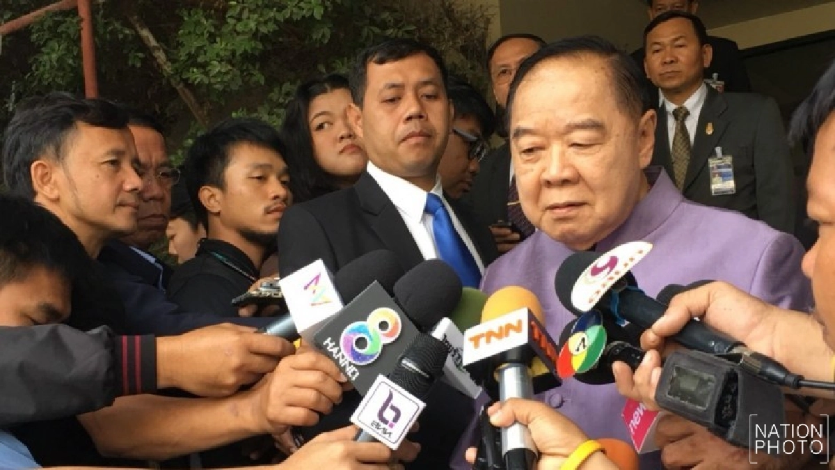 ยังไม่พร้อมปลดล็อคพรรคการเมือง ยังไม่พร้อมปลดล็อคพรรคการเมือง