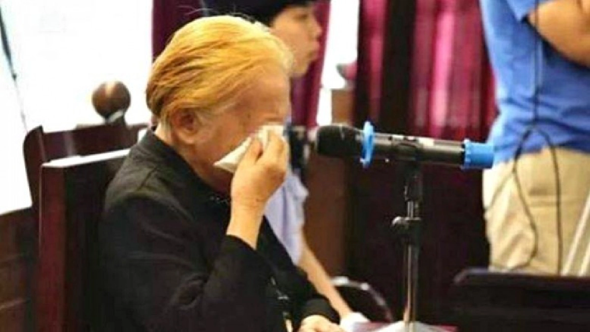 ศาลปราณีแม่จีนฆ่าลูกพิการหลังดูแลทั้งชีวิต ศาลปราณีแม่จีนฆ่าลูกพิการหลังดูแลทั้งชีวิต