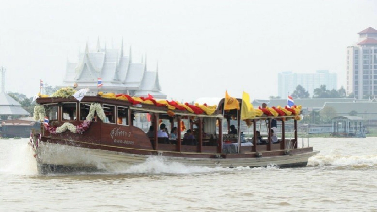 มธ.ฟื้นฟูประเพณีแห่กฐินทางน้ำ มธ.ฟื้นฟูประเพณีแห่กฐินทางน้ำ