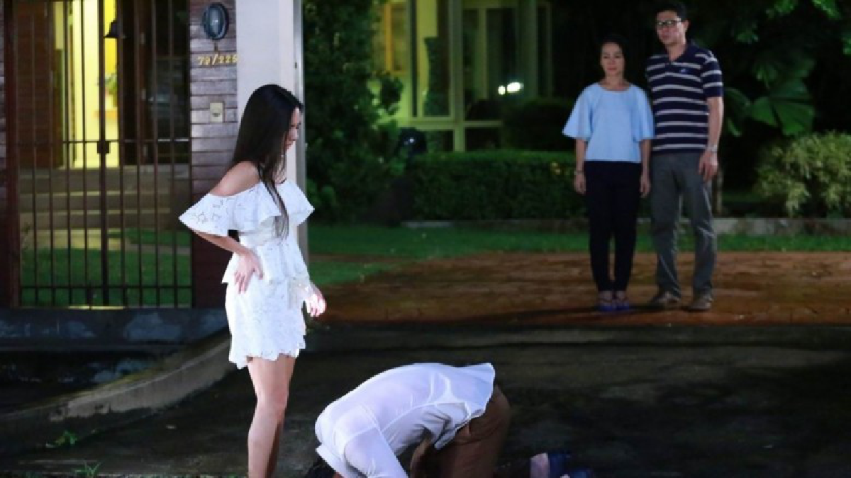 เพราะอะไรกัน 'ขุน'ชานนท์ถึงต้องก้มกราบเท้าผู้หญิงคนนี้!! เพราะอะไรกัน 'ขุน'ชานนท์ถึงต้องก้มกราบเท้าผู้หญิงคนนี้!!