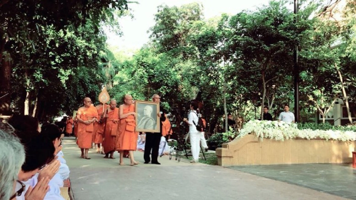 พระราชทานเพลิง สลายสรีรธาตุ "หลวงพ่อปัญญา" พรุ่งนี้