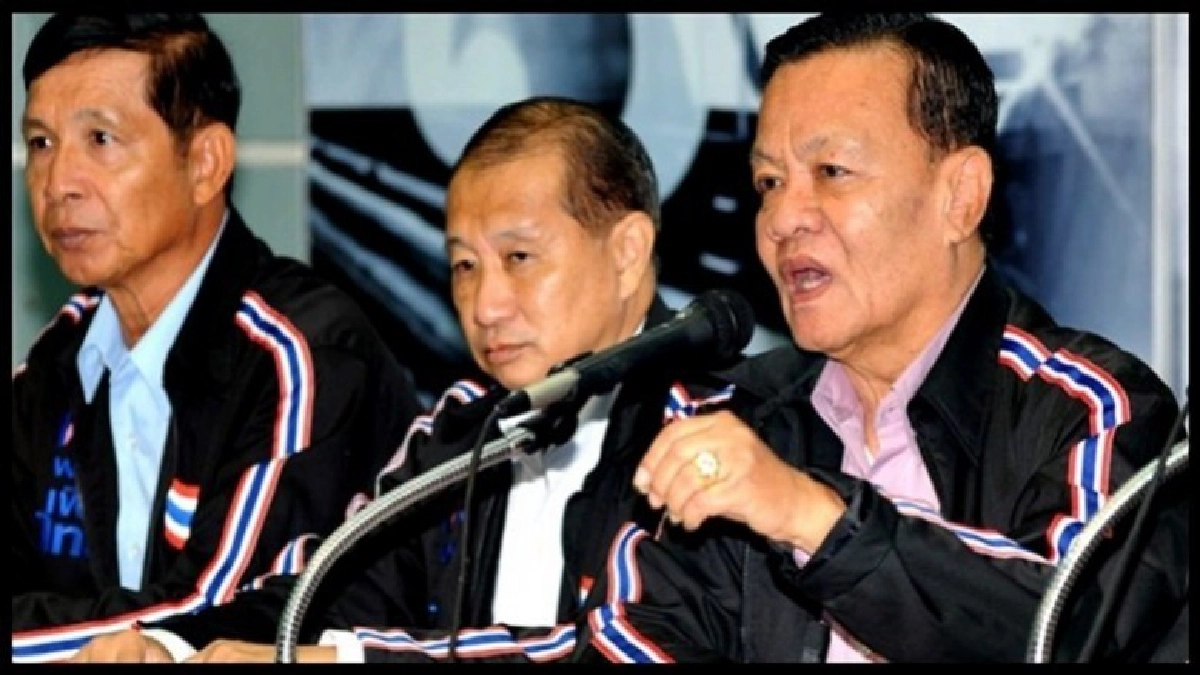 "เพื่อไทย" แนะ ปรับครม. ควรเน้นเรื่องศก. "เพื่อไทย" แนะ ปรับครม. ควรเน้นเรื่องศก.