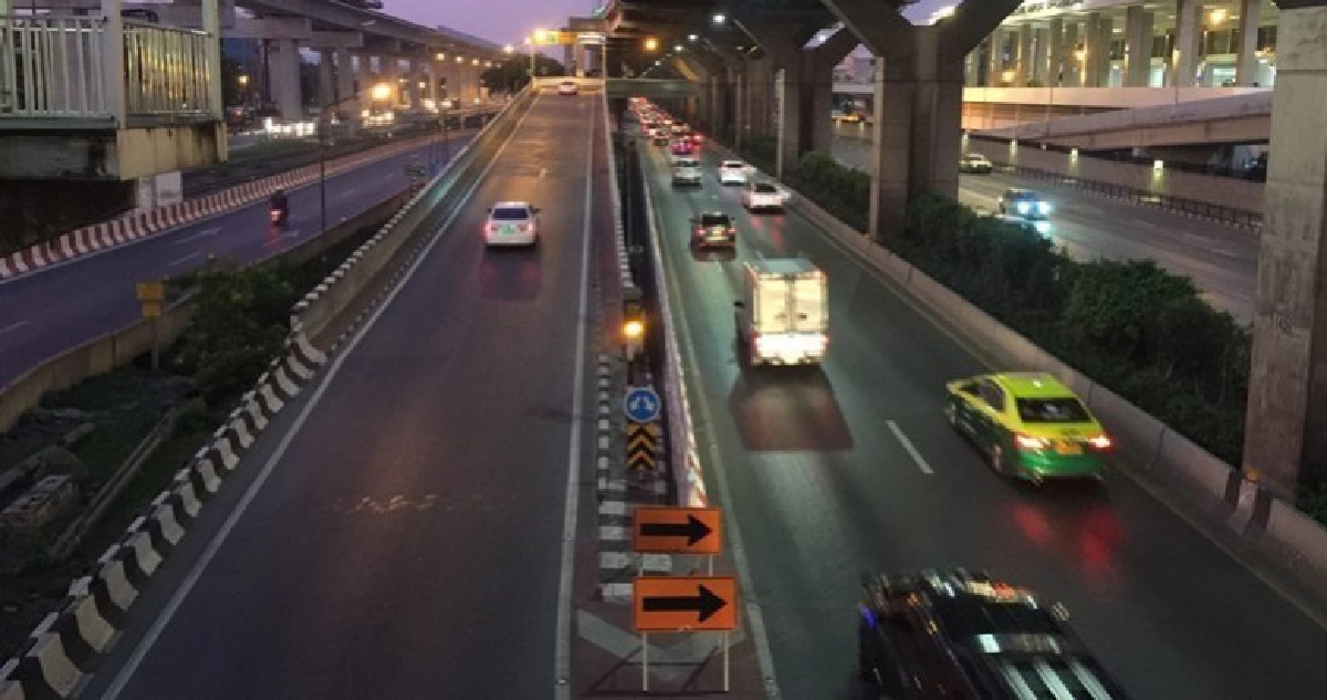ปิดสะพานเชื่อมวิภา-ดอนเมือง โจทย์แก้วิกฤตจราจรคอขวด ปิดสะพานเชื่อมวิภา-ดอนเมือง โจทย์แก้วิกฤตจราจรคอขวด