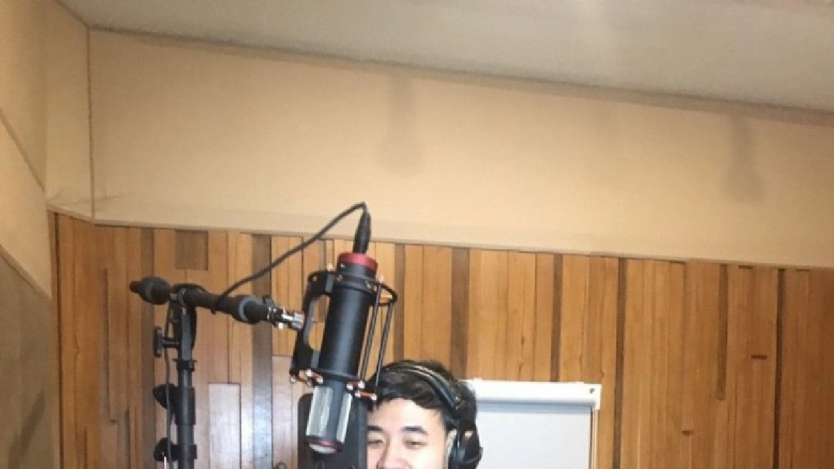 'แสตมป์' ร้อยความผูกพันผ่านเพลงพิเศษ 'ก้าวไปพร้อมคุณ' 'แสตมป์' ร้อยความผูกพันผ่านเพลงพิเศษ 'ก้าวไปพร้อมคุณ'