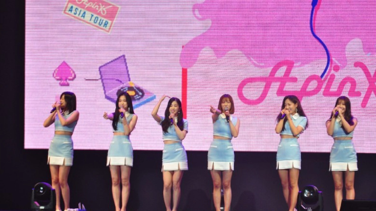 6 สาว ‘เอพิงค์’ แจกความสดใส