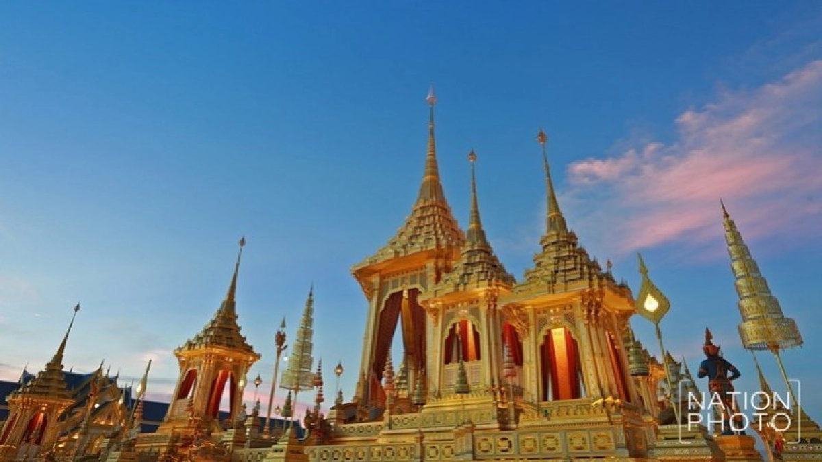 ยอดชมพระเมรุมาศ 5 วัน 245,000 คน ยอดชมพระเมรุมาศ 5 วัน 245,000 คน