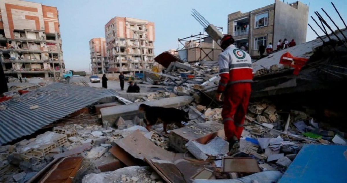 แผ่นดินไหวชายแดนอิหร่าน-อิรัก-ตายเบื้องต้น 67 คน 