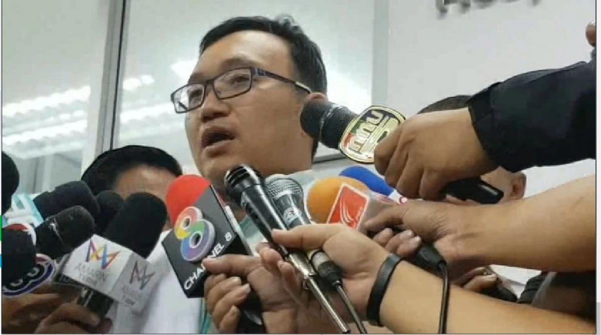 "ชู2นิ้วได้"อาการรปภ.ถูกแพทย์ขับรถชน "ชู2นิ้วได้"อาการรปภ.ถูกแพทย์ขับรถชน