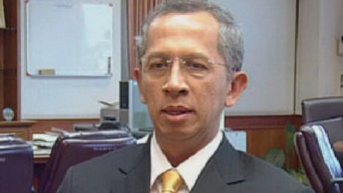 สรรหา กกต.ยังไม่ทาบคนนอก สรรหา กกต.ยังไม่ทาบคนนอก