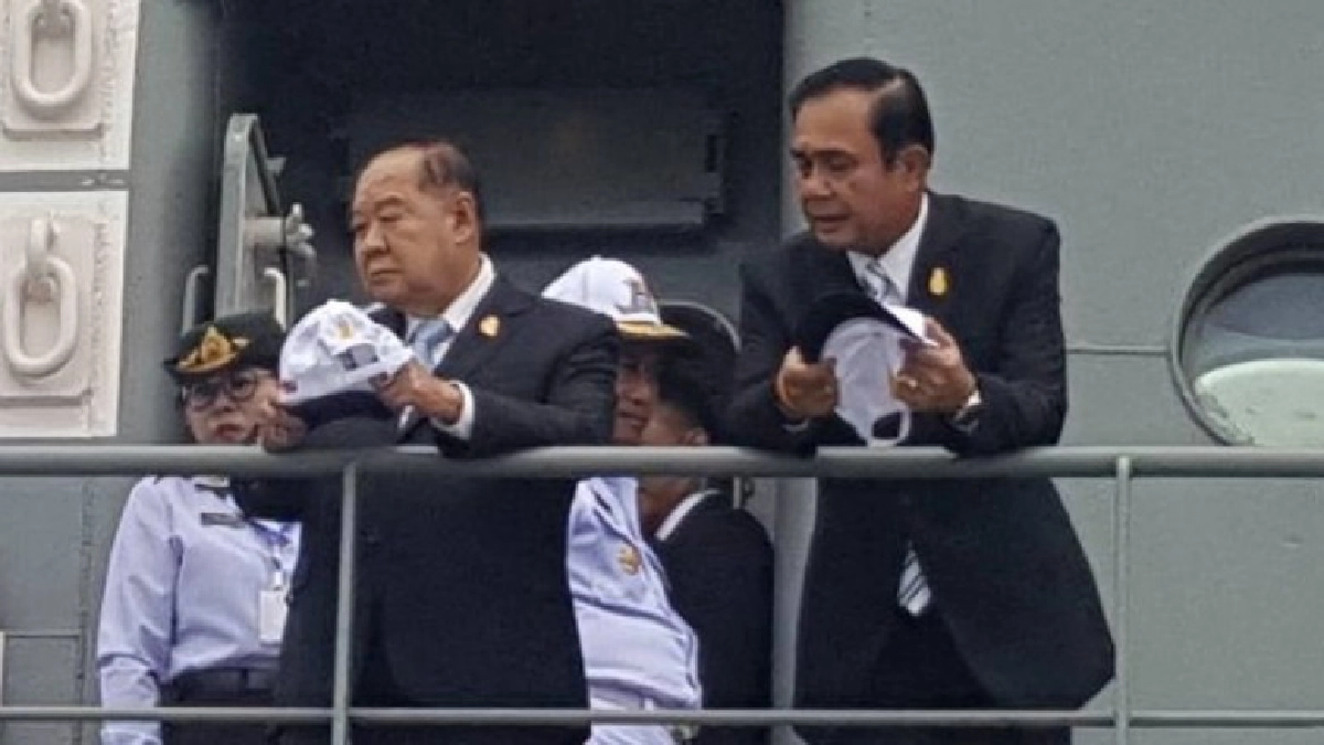 (คลิป) “บิ๊กตู่-บิ๊กป้อม” เจอกันแล้ว !! คุยอะไรกัน ??