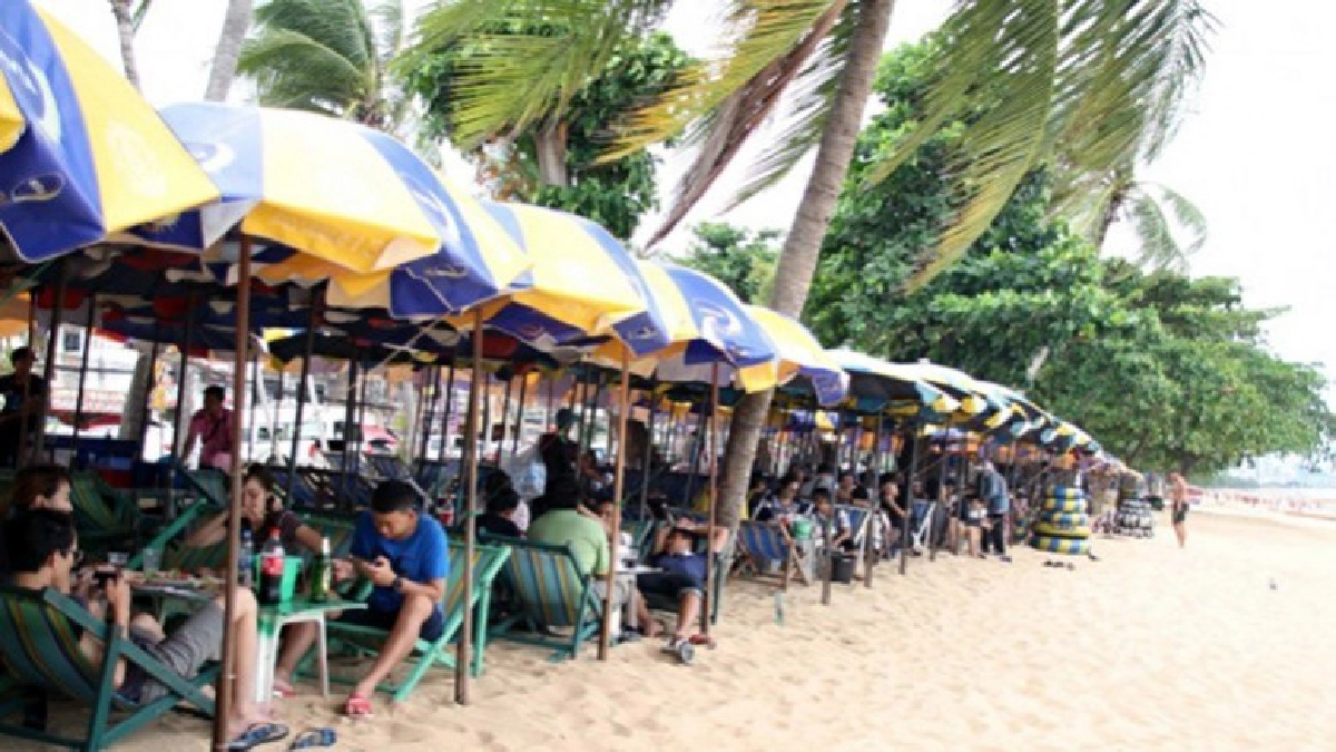 "บิ๊กตู่" สั่งจัดระเบียบหาดจอมเทียน-สตรีทฟู้ด "บิ๊กตู่" สั่งจัดระเบียบหาดจอมเทียน-สตรีทฟู้ด