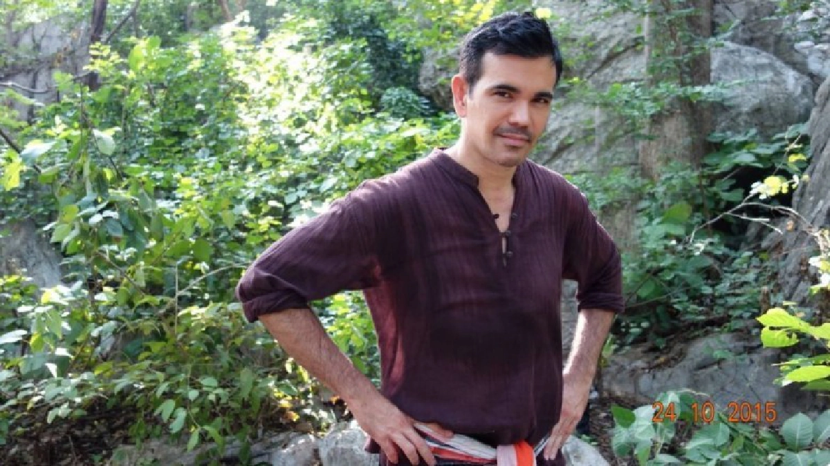 แลกกันหมัดต่อหมัด‘อาร์ต’ ชี้แจงความจริง พร้อมโชว์หลักฐาน แลกกันหมัดต่อหมัด‘อาร์ต’ ชี้แจงความจริง พร้อมโชว์หลักฐาน