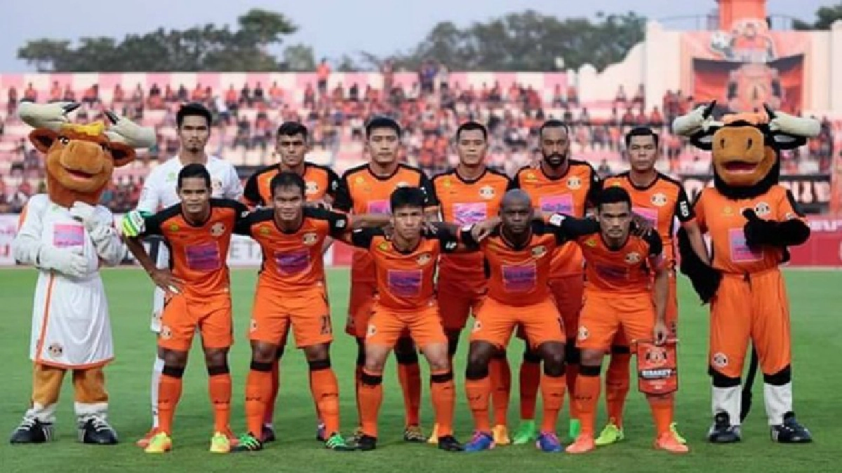 แมตช์ต้องสงสัย4นักเตะศรีสะเกษล็อกผลเกมลีกคัพ(คลิป)