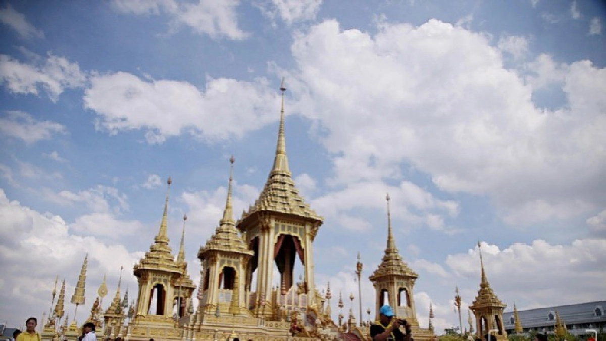 เตรียมขอพระราชวินิจฉัย ขยายเวลาเปิดชมพระเมรุมาศ เตรียมขอพระราชวินิจฉัย ขยายเวลาเปิดชมพระเมรุมาศ