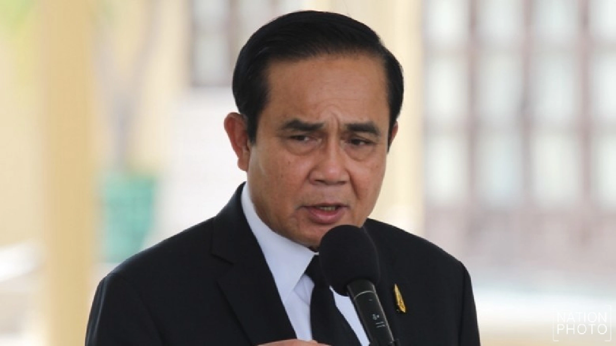 ผบ.ทสส. โผล่ "ทำเนียบฯ" ดอดพบ "บิ๊กตู่" ผบ.ทสส. โผล่ "ทำเนียบฯ" ดอดพบ "บิ๊กตู่"