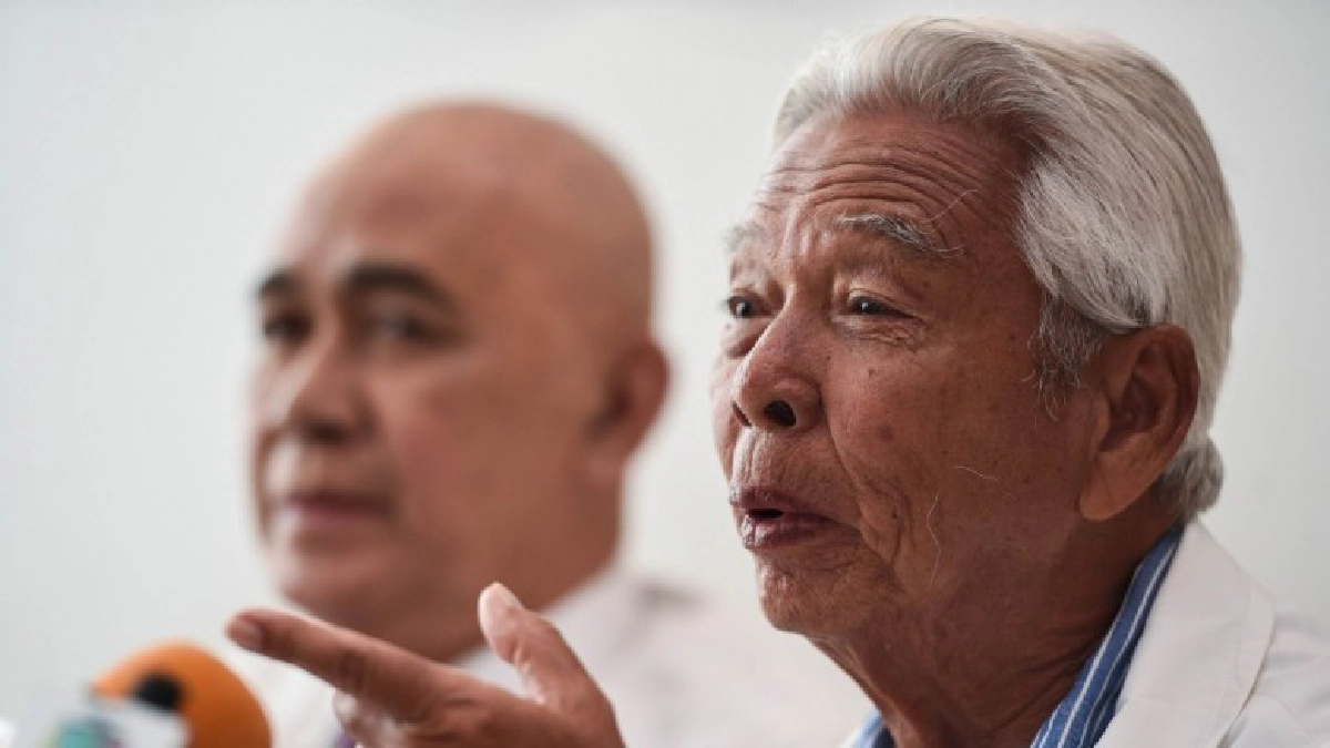 ‘ฉลอง’ แถลงเคลียร์ปัญหา ‘ทิวลิปทอง’ ที่เนเธอร์แลนด์ (คลิป) ‘ฉลอง’ แถลงเคลียร์ปัญหา ‘ทิวลิปทอง’ ที่เนเธอร์แลนด์ (คลิป)