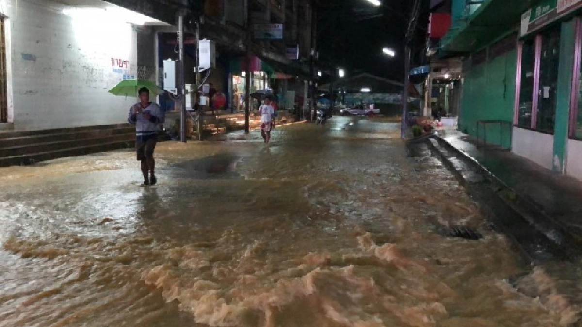 ปภ.สั่งเตรียมพร้อม รับมือ ฝนถล่ม 12 จังหวัดใต้  