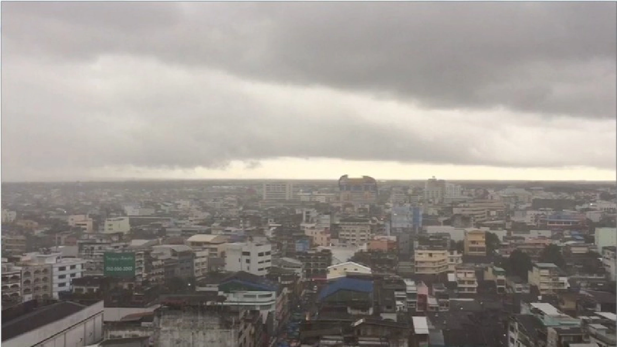 ฝนถล่มรับ "ครม.สัญจรภาคใต้"