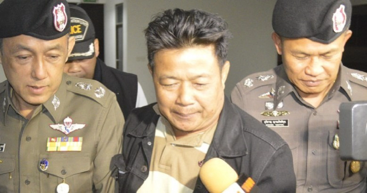 นำตัวครูอ๋องฝากขัง-ค้านประกันตัว นำตัวครูอ๋องฝากขัง-ค้านประกันตัว
