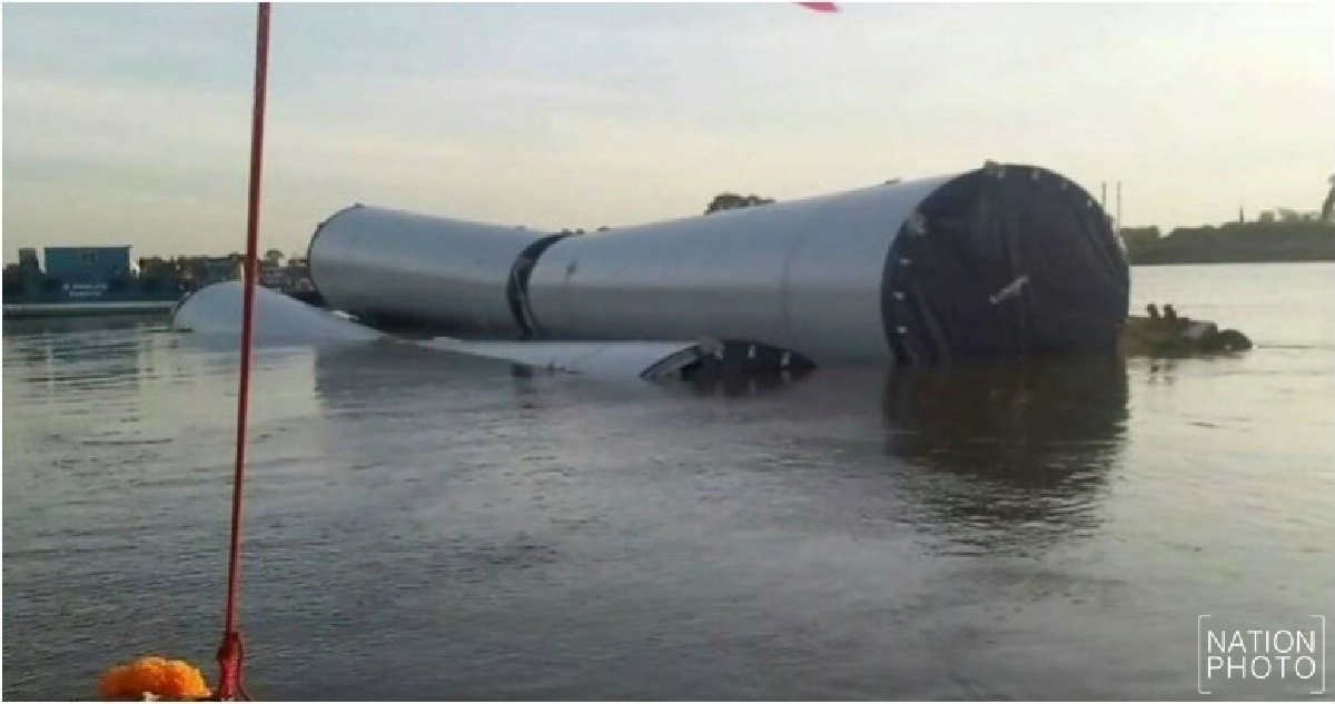 วางแผนกู้เรือบรรทุกกังหันล่มกลางเจ้าพระยา! 