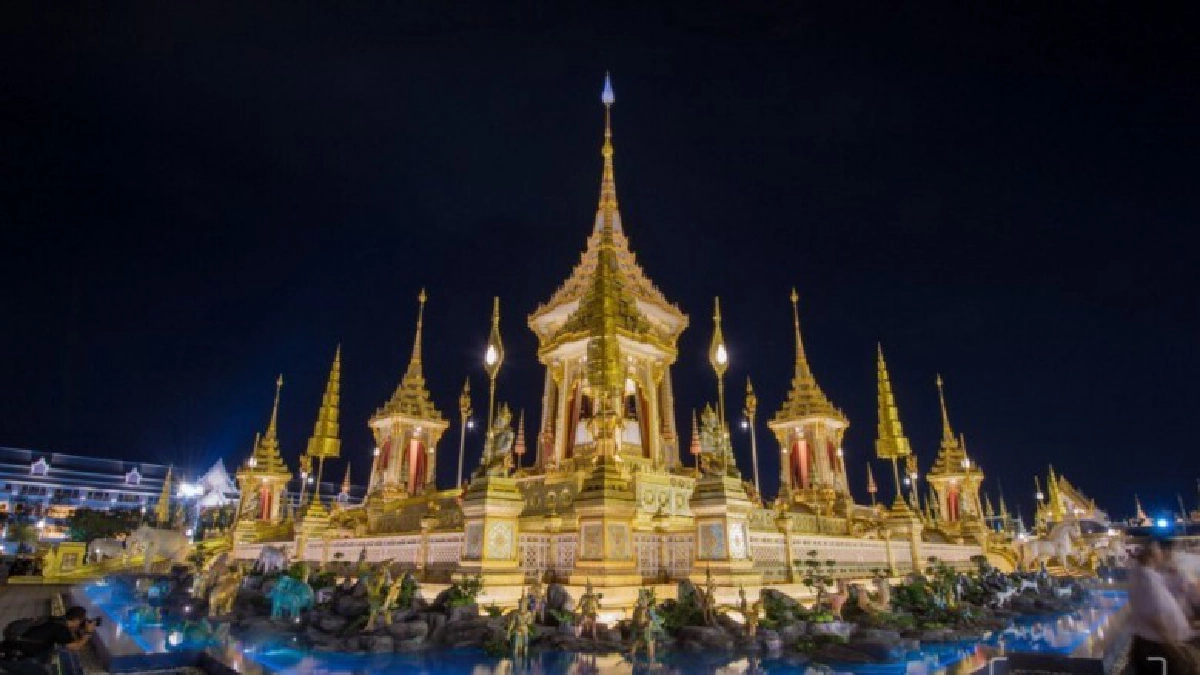 โปรดเกล้าฯขยายเวลาเข้าชมพระเมรุมาศถึง 31 ธ.ค. โปรดเกล้าฯขยายเวลาเข้าชมพระเมรุมาศถึง 31 ธ.ค.