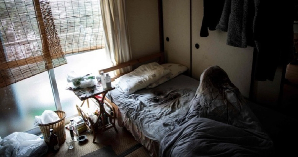 การตายโดดเดี่ยวในมหานครอาทิตย์อุทัย การตายโดดเดี่ยวในมหานครอาทิตย์อุทัย