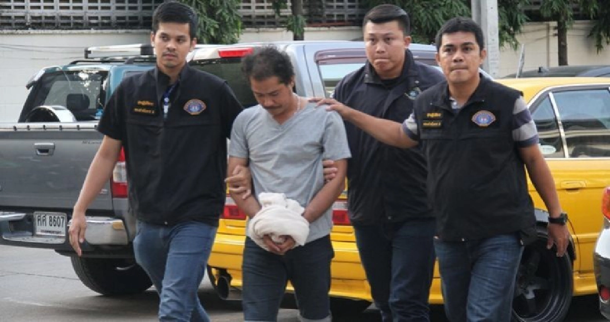 กองปราบฯรวบ“มือปืนเงินผ่อน”หนีคดีฆ่าญาติสนิท“อาคม เอ่งฉ้วน” กองปราบฯรวบ“มือปืนเงินผ่อน”หนีคดีฆ่าญาติสนิท“อาคม เอ่งฉ้วน”
