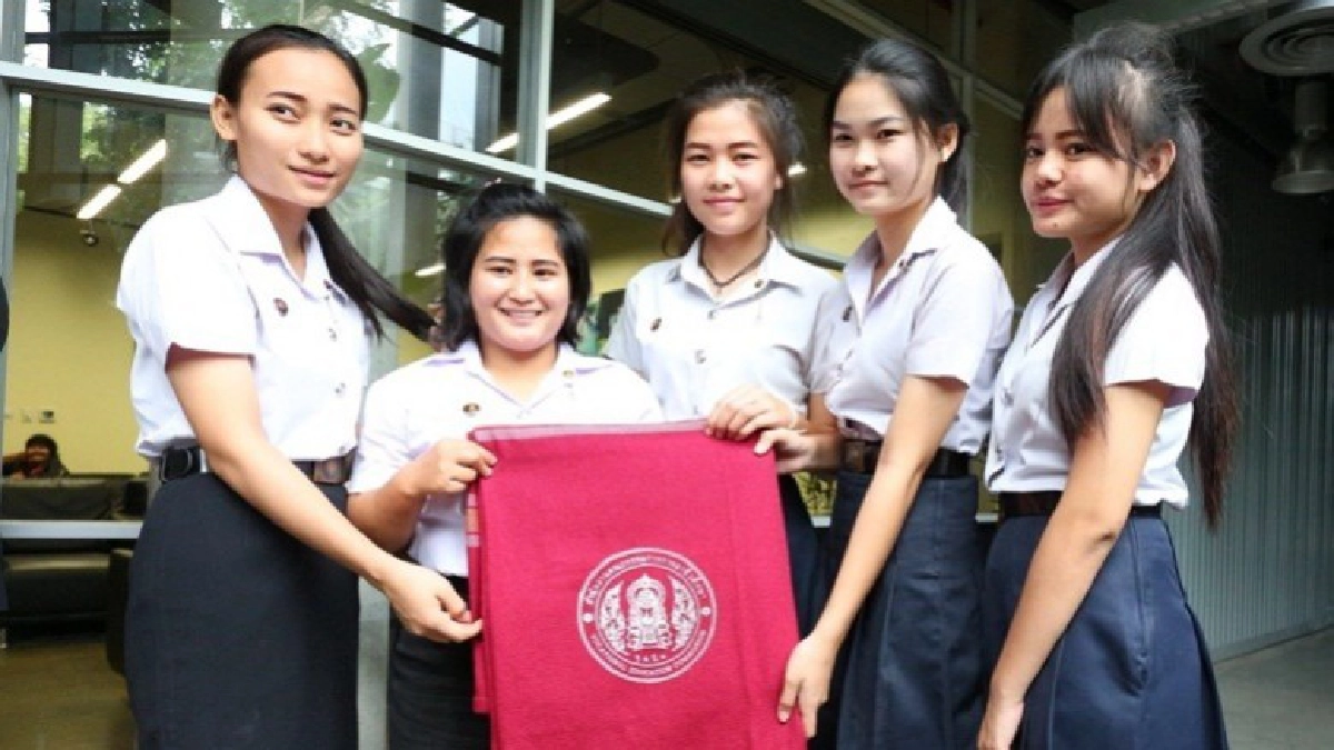 เทคนิคโพธารามมอบผ้าห่มคืนไออุ่นให้น้องๆ