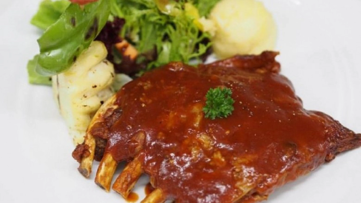 ลูกไก่ เขาใหญ่ จ.นครราชสีมา