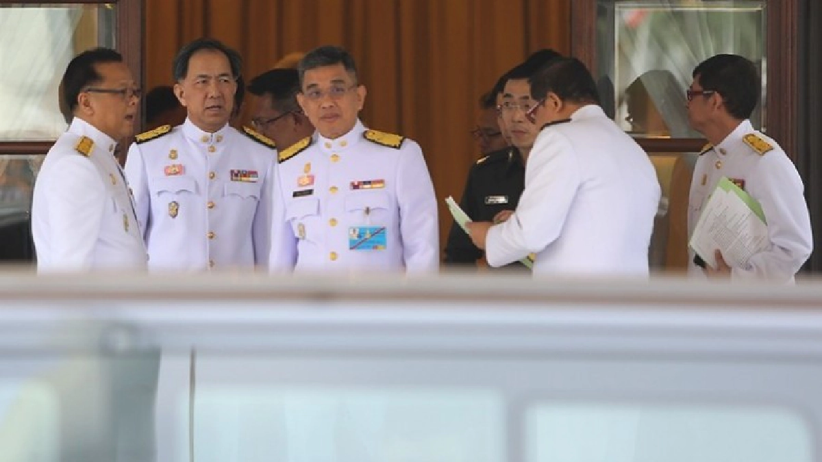 "ดุสิตโพลล์" เผย ปชช. มอง ครม."ประยุทธ์5" ทำ รบ.ดีขึ้น