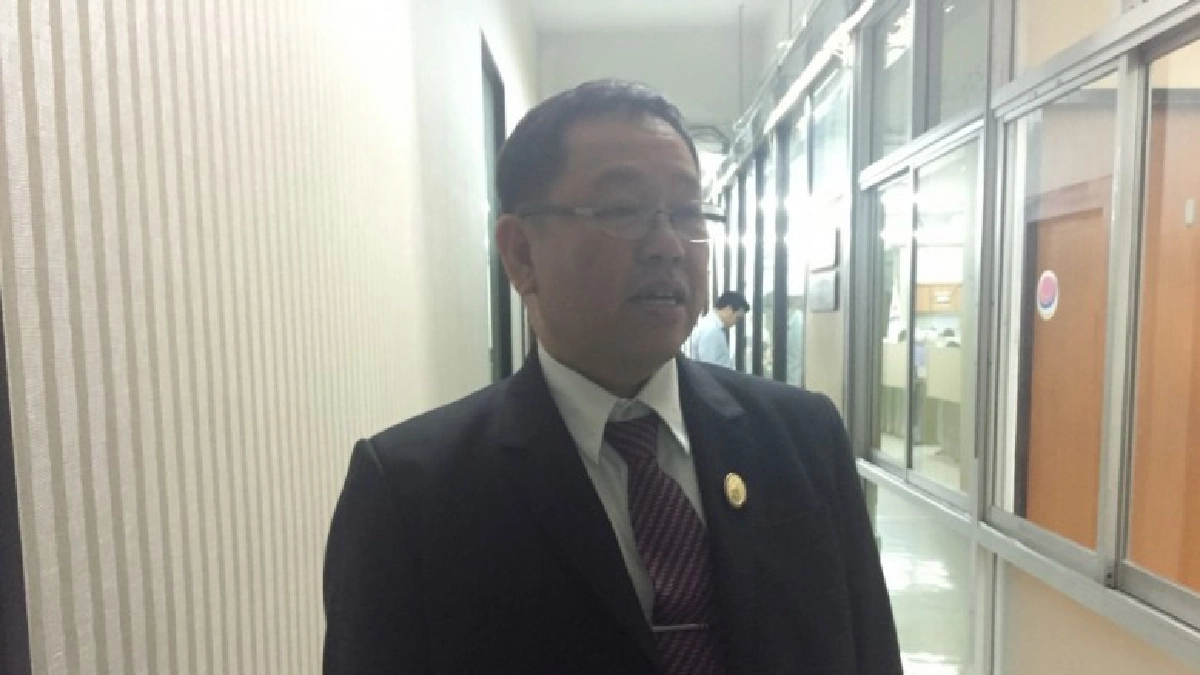 สยบลือ!!"บุญรักษ์"ยันไม่เคยคิดย้ายผอ.สพป.โคราช 7