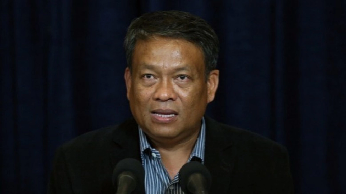 "วัชระ"เตือนกกต.ใหม่ขอให้ซื่อสัตย์สุจริต "วัชระ"เตือนกกต.ใหม่ขอให้ซื่อสัตย์สุจริต