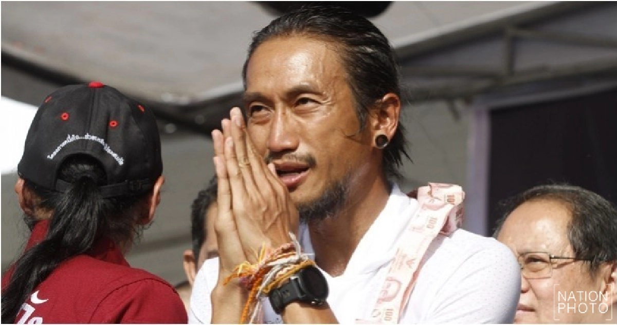 ชาวสุพรรณร่วมส่ง'ตูน' วิ่งเข้าชัยนาทอย่างอบอุ่น ชาวสุพรรณร่วมส่ง'ตูน' วิ่งเข้าชัยนาทอย่างอบอุ่น