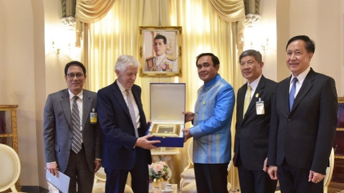 "ประยุทธ์" พบ สมาชิกสภาขุนนางอังกฤษ ย้ำ เลือกตั้งตามโรดแม็พ "ประยุทธ์" พบ สมาชิกสภาขุนนางอังกฤษ ย้ำ เลือกตั้งตามโรดแม็พ
