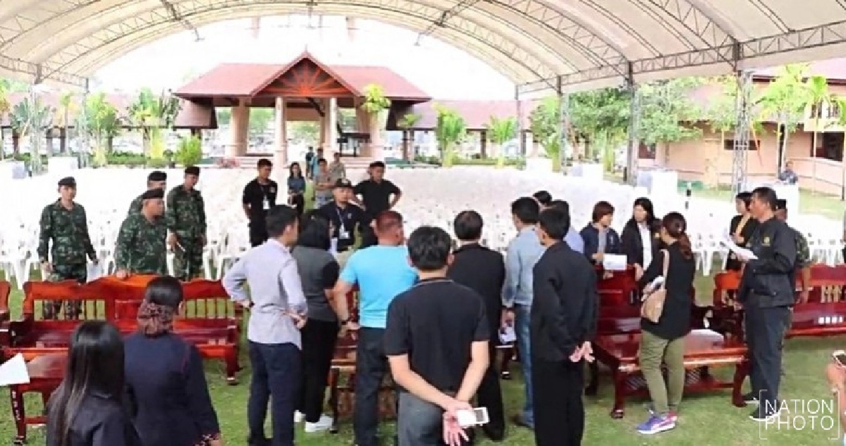 ชาวกาฬสินธุ์ดีใจได้ต้อนรับ ‘ลุงตู่’ ชาวกาฬสินธุ์ดีใจได้ต้อนรับ ‘ลุงตู่’