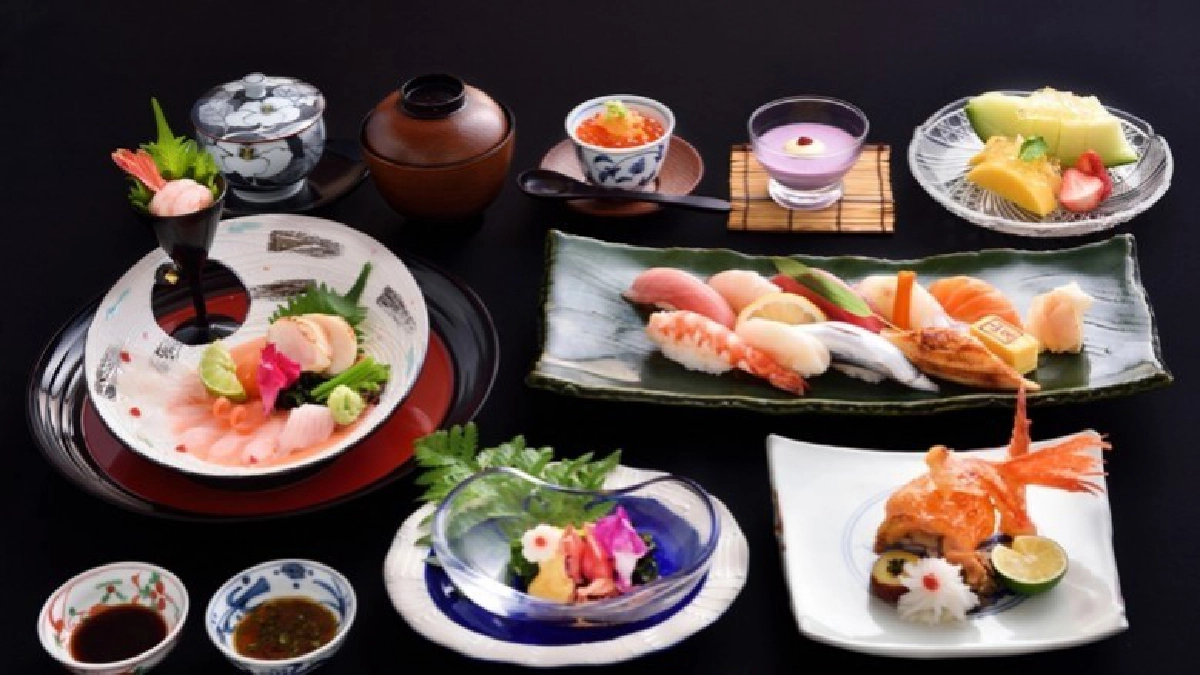 กินดื่ม ฉลองคริสต์มาส และปีใหม่กันให้หนำ กินดื่ม ฉลองคริสต์มาส และปีใหม่กันให้หนำ