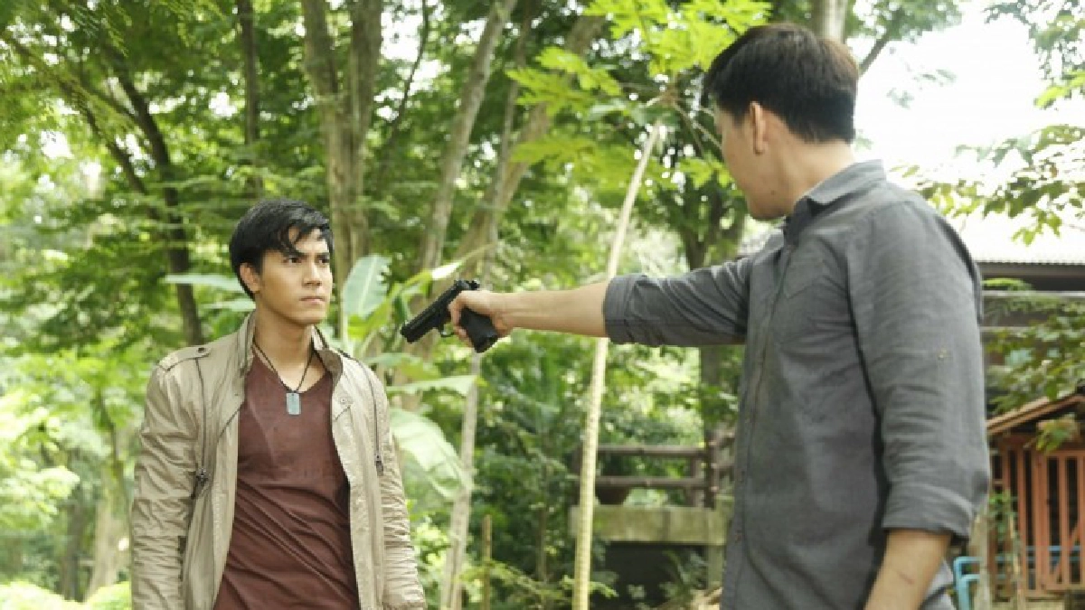 “ไม้-เหม” ใชว์บู๊กลางป่า