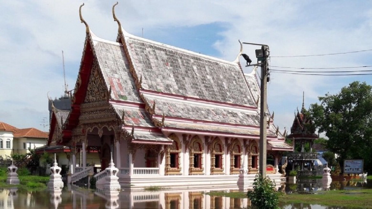 "เจ้าอาวาสวัดเพลง" ชวนสาธุชน ร่วมทำบุญ บูรณะอุโบสถ ทรุดโทรม "เจ้าอาวาสวัดเพลง" ชวนสาธุชน ร่วมทำบุญ บูรณะอุโบสถ ทรุดโทรม