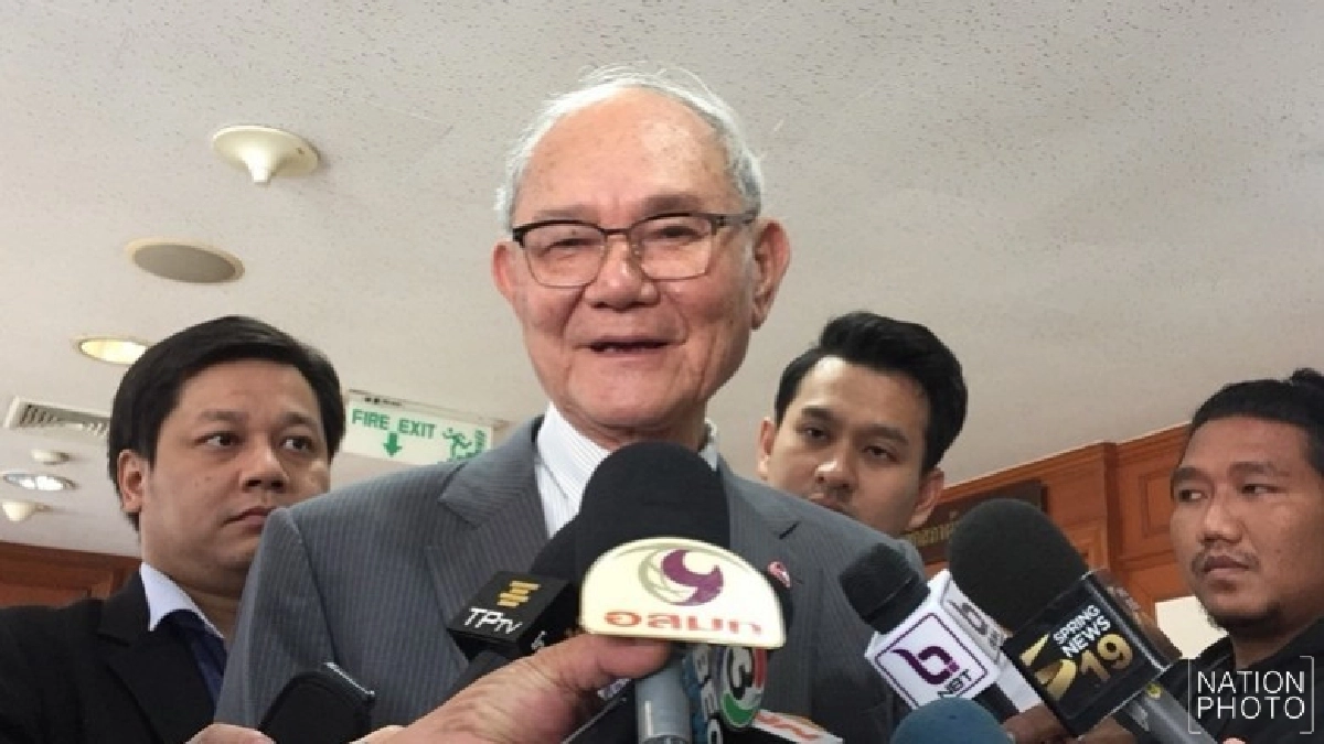 "มีชัย" ค้านเพิ่มอำนาจ ป.ป.ช. สืบข้อมูลดักฟังโทรศัพท์ "มีชัย" ค้านเพิ่มอำนาจ ป.ป.ช. สืบข้อมูลดักฟังโทรศัพท์