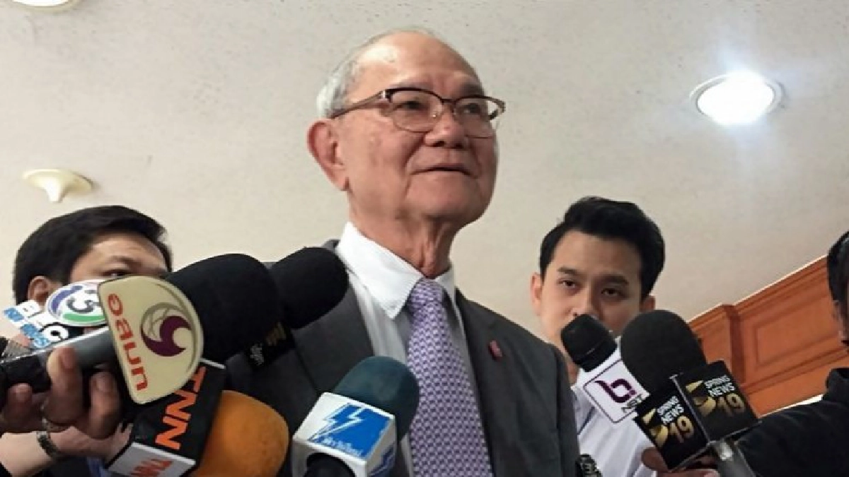 "มีชัย" ปัดตอบควรแก้ พ.ร.ป.พรรคการเมืองหรือไม่ "มีชัย" ปัดตอบควรแก้ พ.ร.ป.พรรคการเมืองหรือไม่