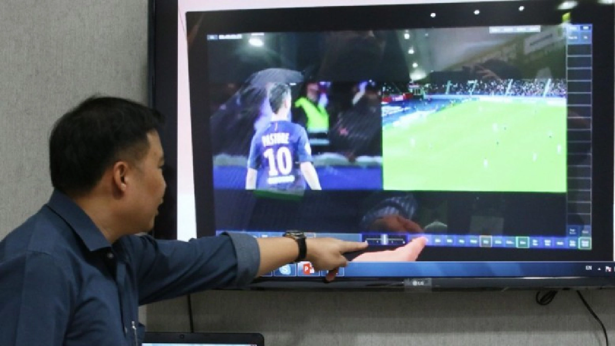 ทดลองใช้ "วีเออาร์" ประเดิมเกมไทยแลนด์ แชมเปี้ยนส์ คัพ 2018 ทดลองใช้ "วีเออาร์" ประเดิมเกมไทยแลนด์ แชมเปี้ยนส์ คัพ 2018