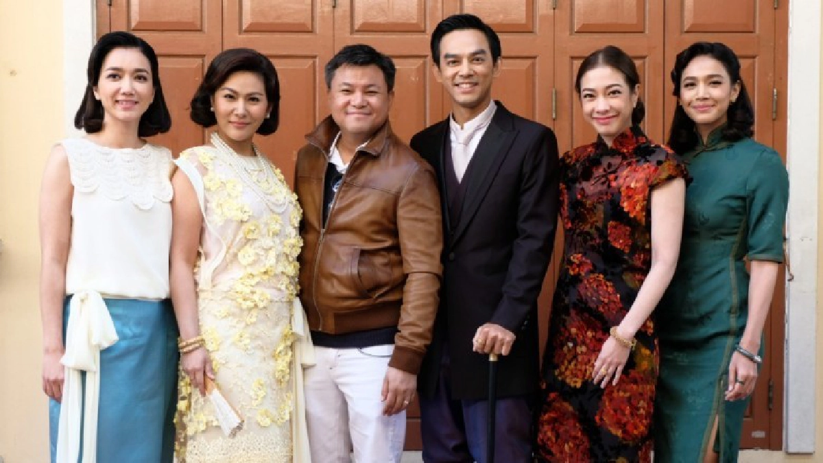 ช่องวันบวงสรวงละคร 'เรือนเบญจพิษ' ช่องวันบวงสรวงละคร 'เรือนเบญจพิษ'