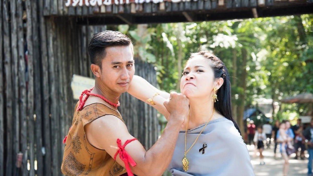 คู่ซ่าพาแซ่บ 