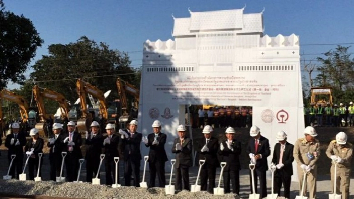 "บิ๊กตู่"เปิดการก่อสร้างรถไฟเร็วสูงไทย-จีนช่วงที่1 