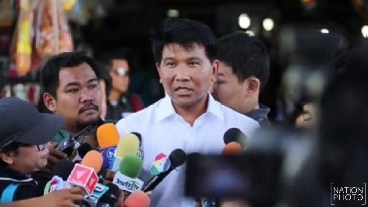 คาดปีใหม่เงินสะพัด 1.32 แสนล้านบาท คาดปีใหม่เงินสะพัด 1.32 แสนล้านบาท